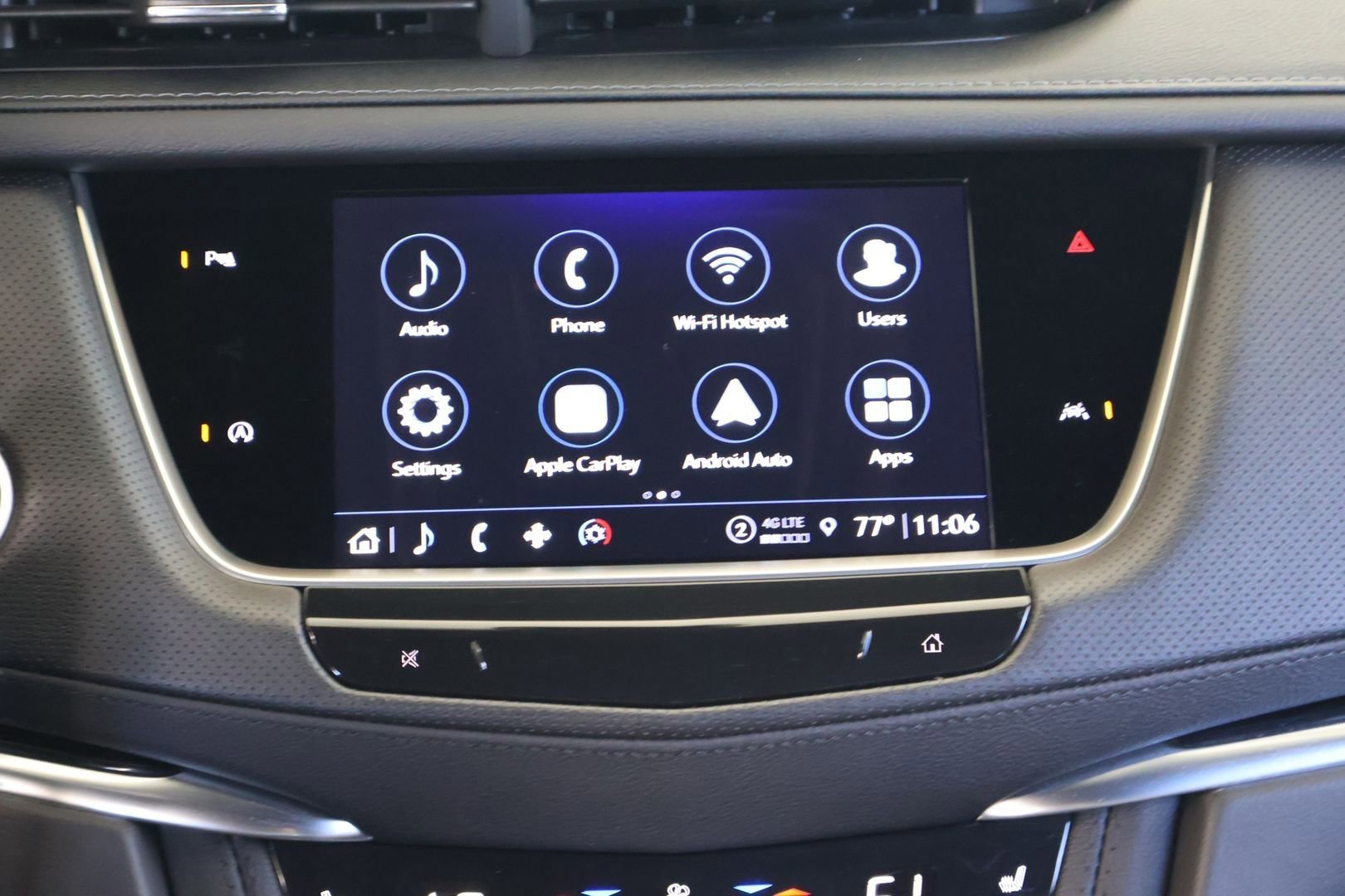 Used 2024 Cadillac XT6 Luxury FWD image 16