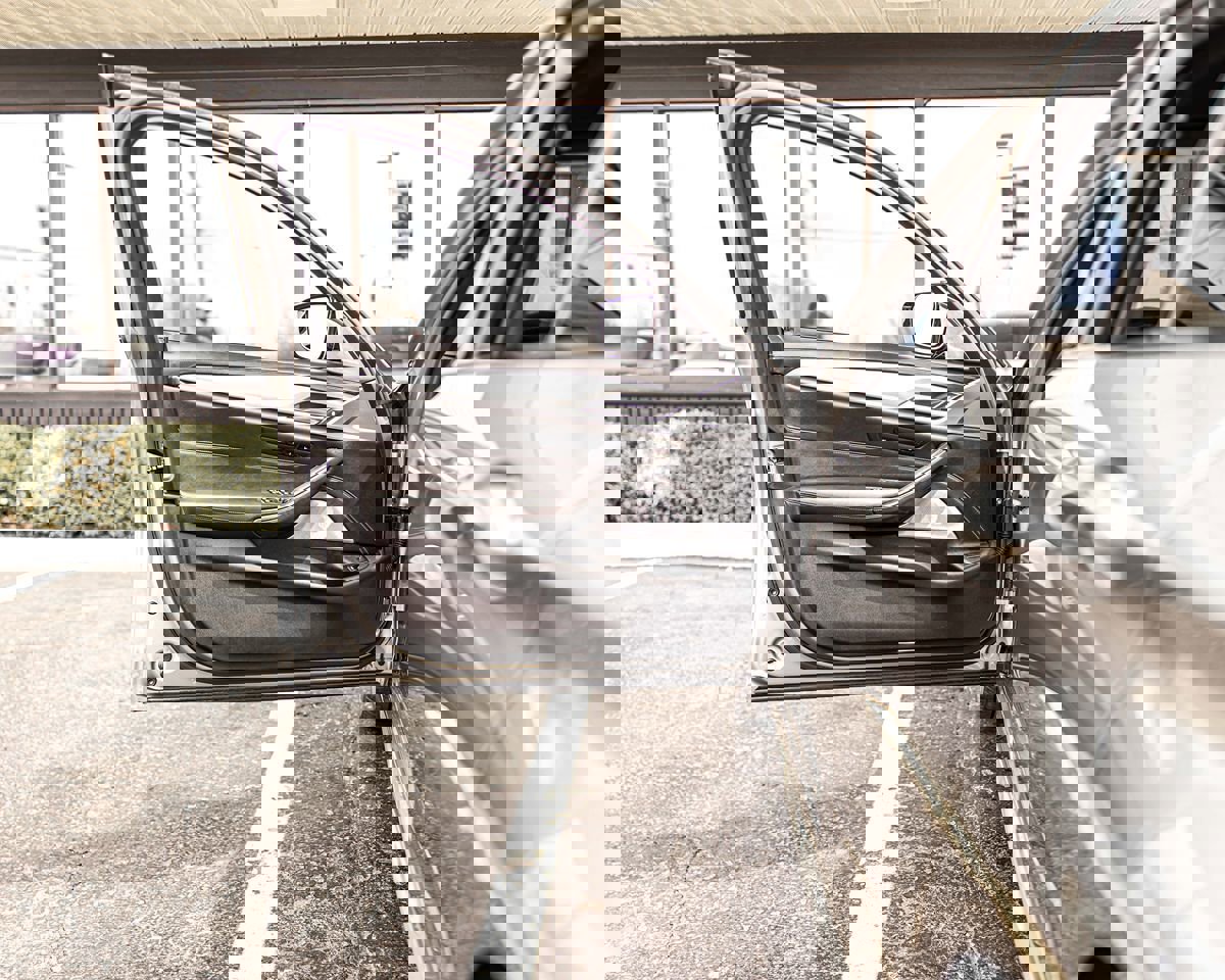 Used 2020 BMW M5 w/ Executive Package image 35