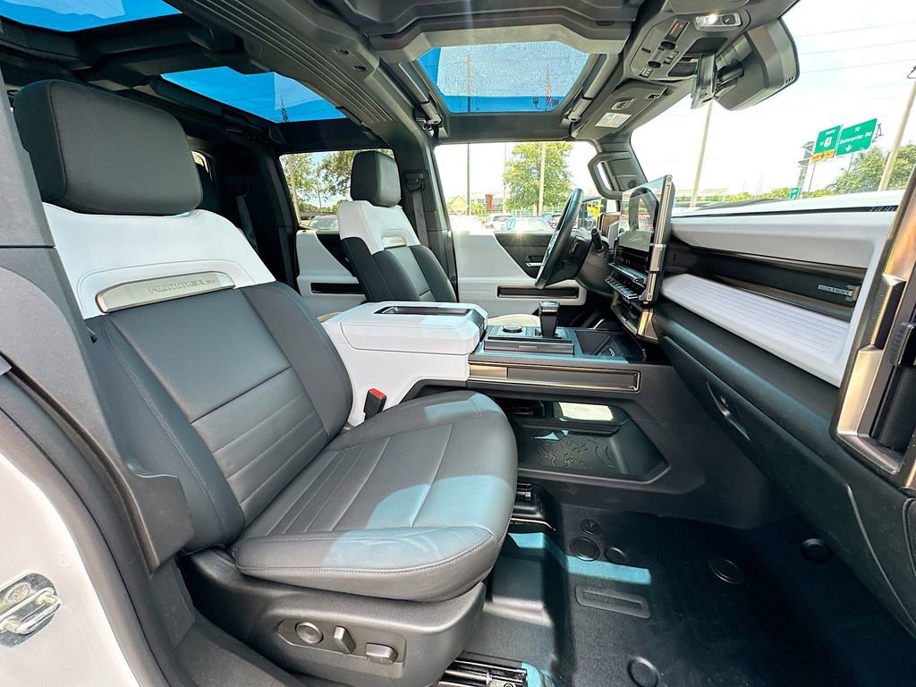 Certified 2022 GMC Hummer EV Edition 1 w/ LPO, Illumination Package AWD/4WD image 27