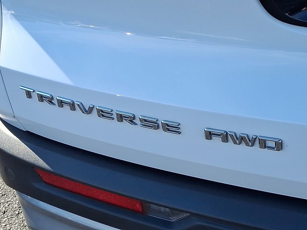 Certified 2025 Chevrolet Traverse LT image 33