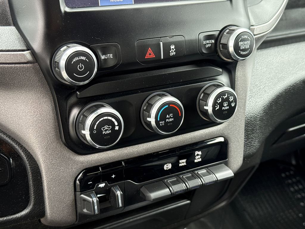 Used 2023 RAM 3500 Tradesman w/ Chrome Appearance Group AWD/4WD image 25