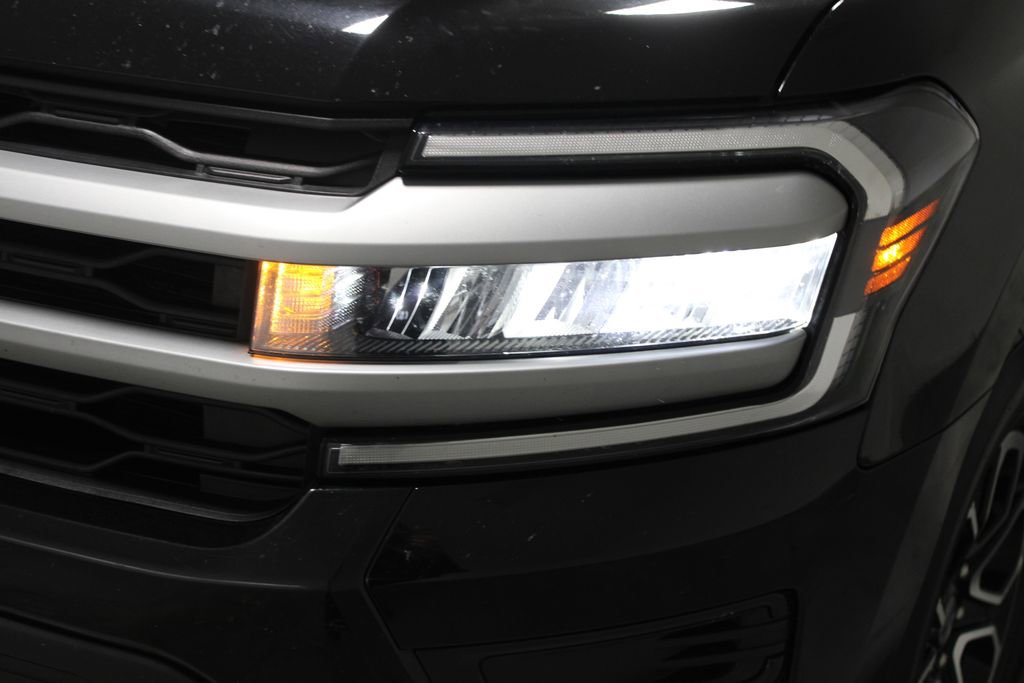 Used 2024 Ford Expedition Max XLT image 58