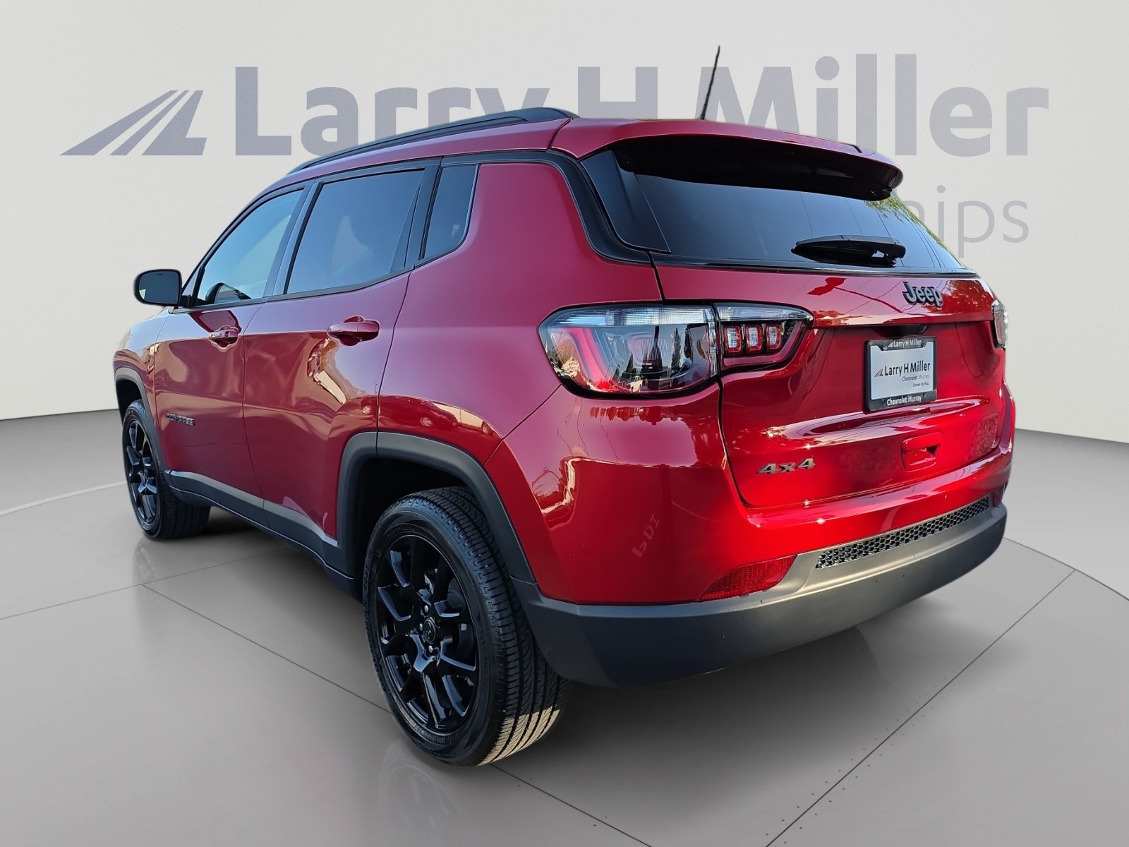 Used 2025 Jeep Compass Latitude w/ Altitude Special Edition AWD/4WD image 3
