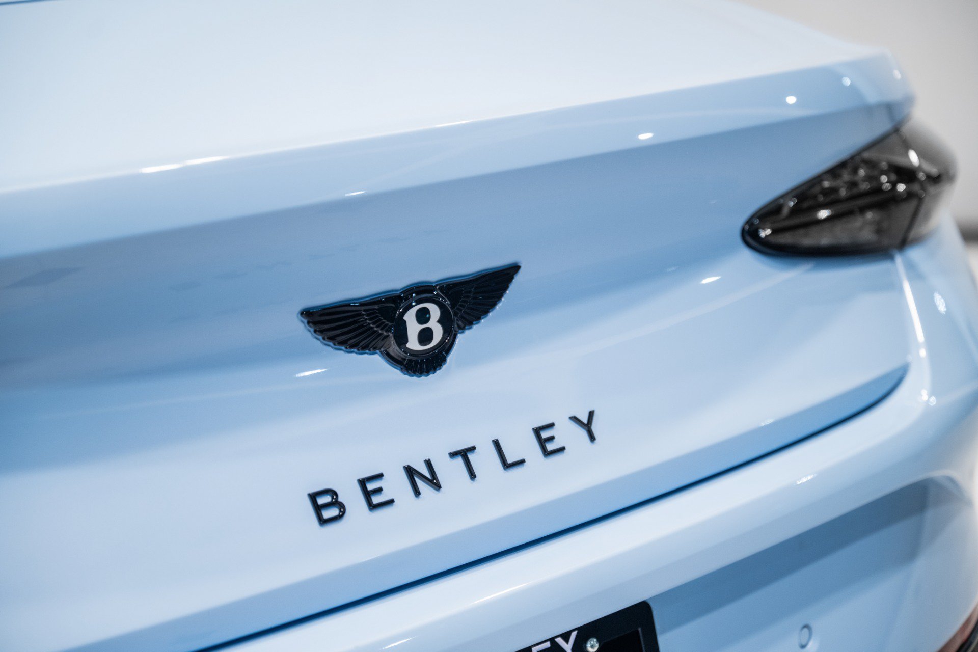 New 2026 Bentley Continental GTC AWD/4WD image 15