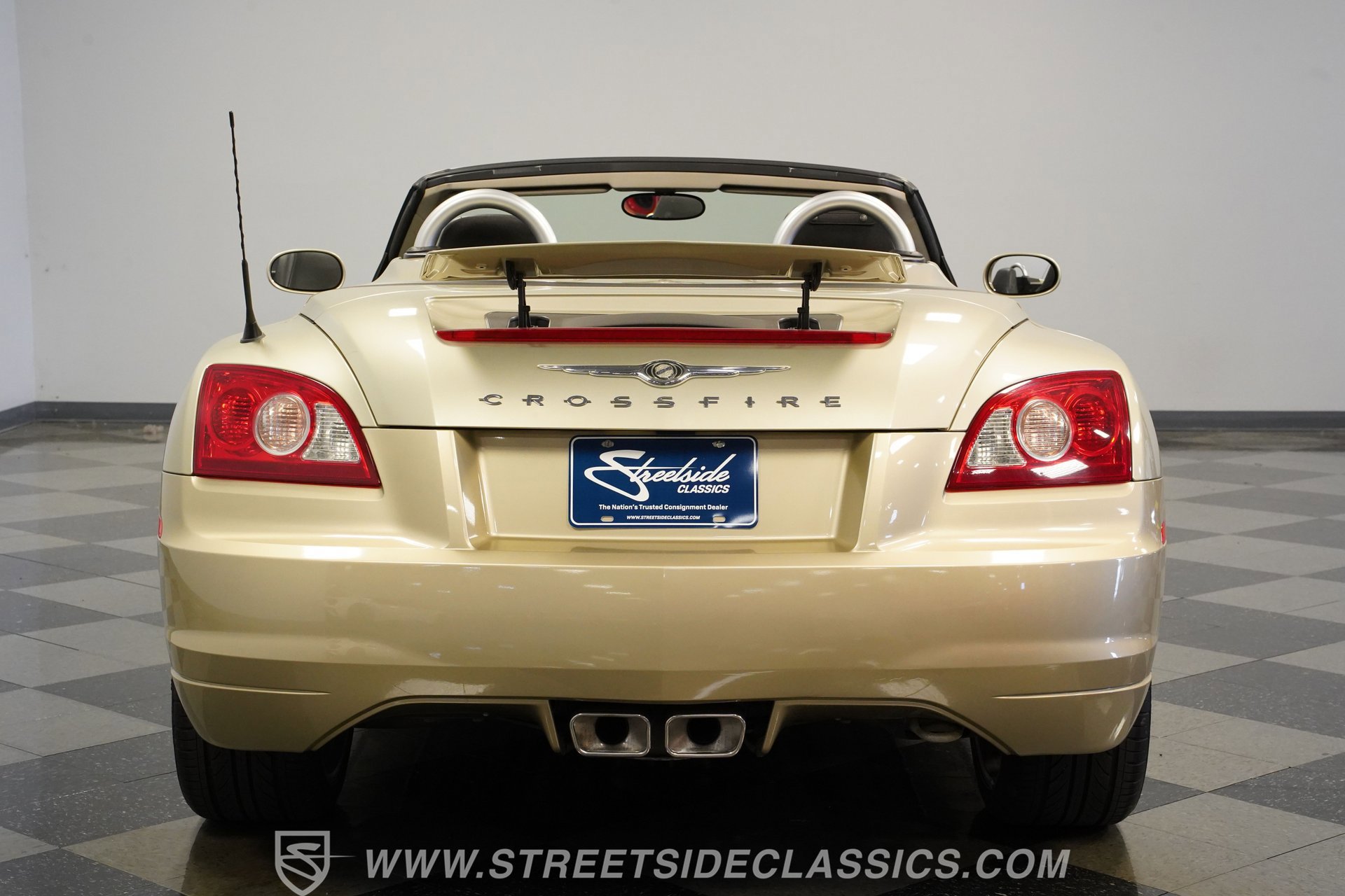 Used 2006 Chrysler Crossfire Limited RWD image 11