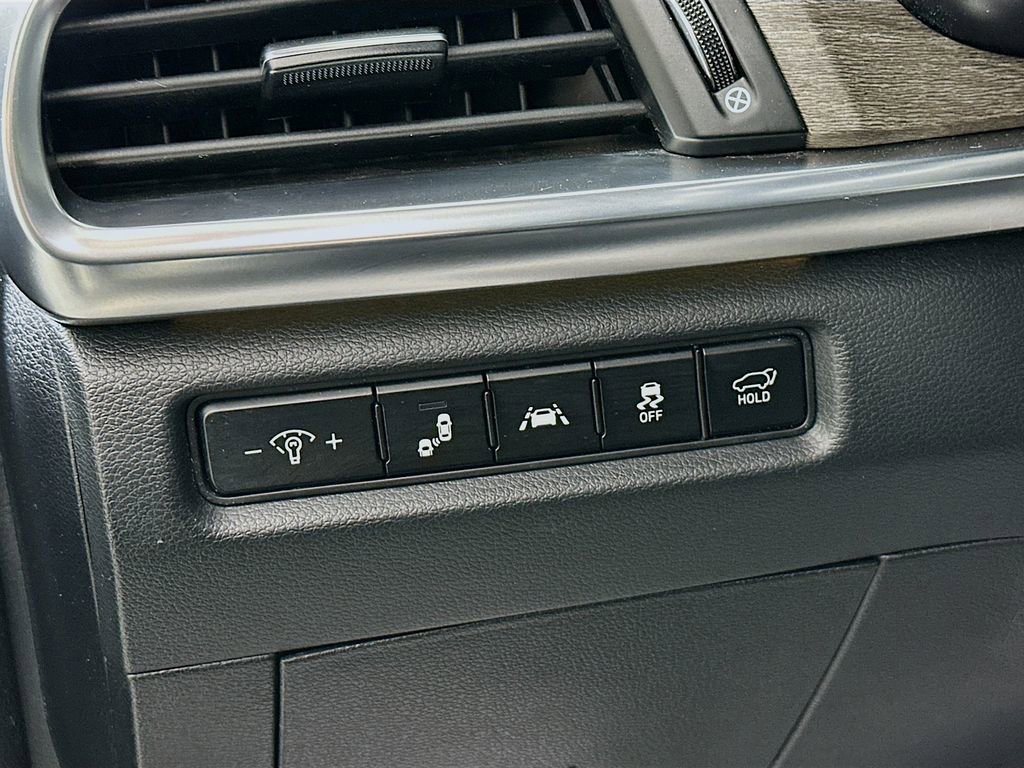 Used 2022 Kia Telluride SX w/ SX Prestige Package image 10