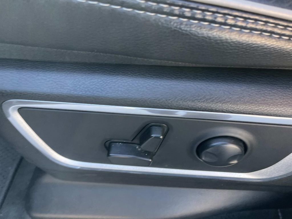 Used 2022 RAM 1500 Laramie image 28