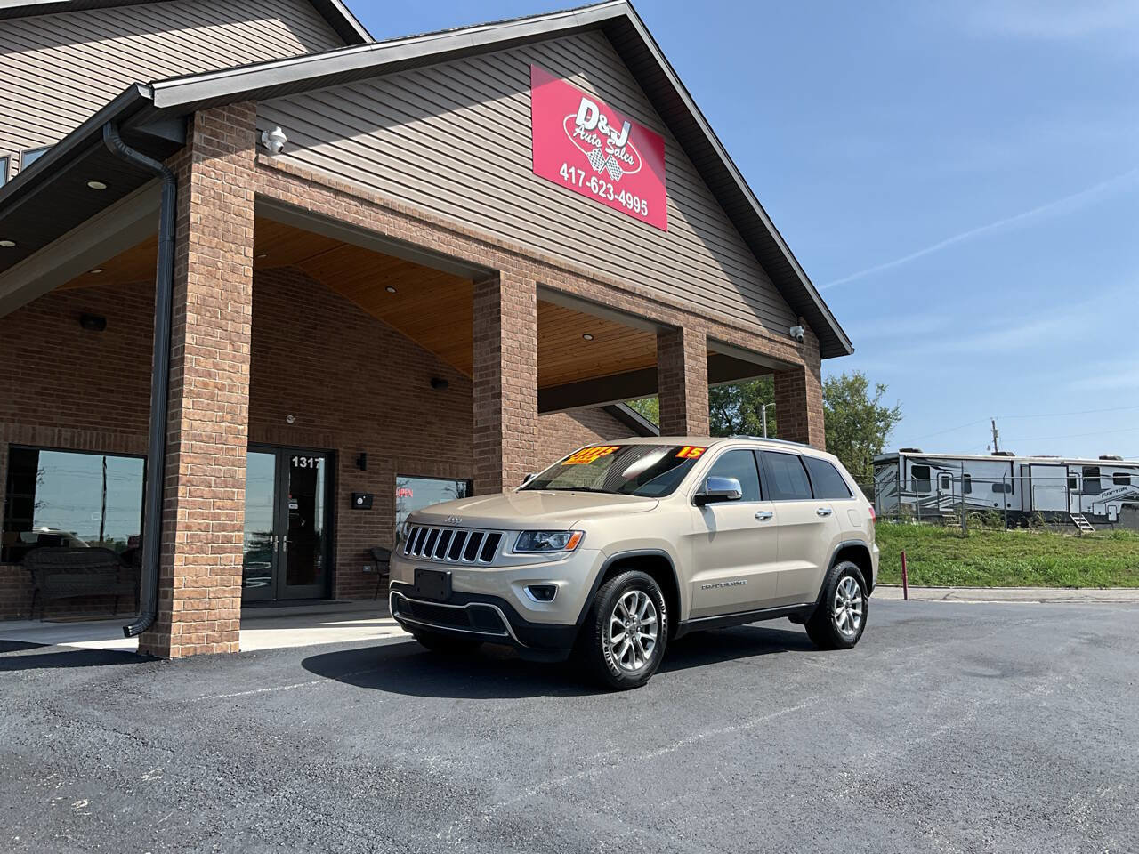Used 2015 Jeep Grand Cherokee Limited image 32