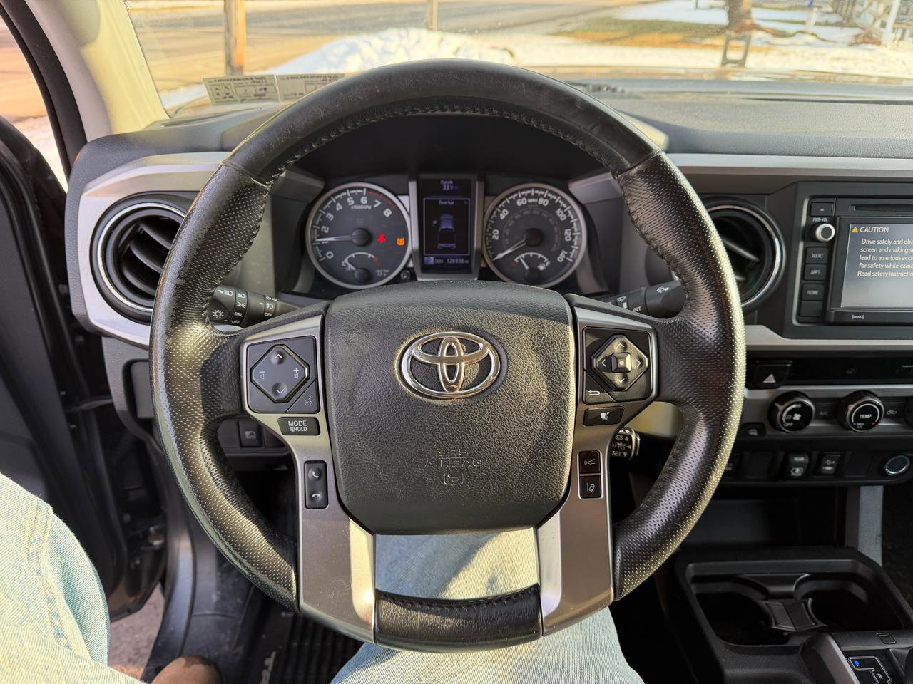 Used 2018 Toyota Tacoma SR5 image 22