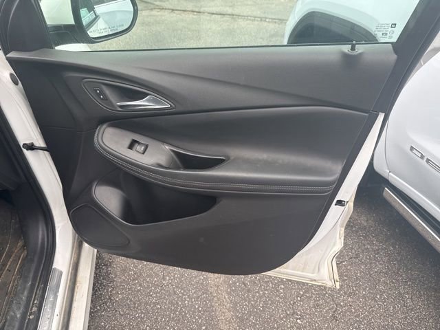 Certified 2022 Buick Encore GX Essence w/ Experience Buick Package AWD/4WD image 47