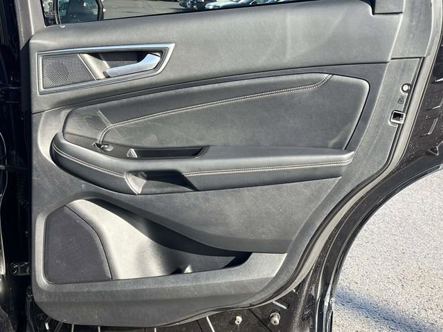 Used 2019 Ford Edge Titanium w/ Cold Weather Package image 24