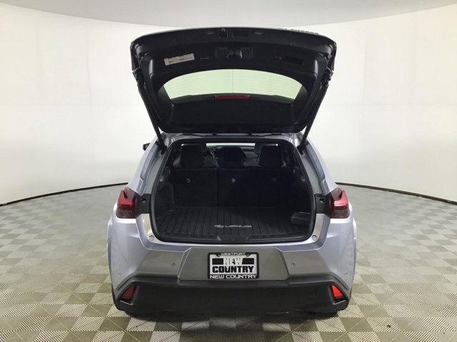 Used 2025 Lexus UX 300h AWD image 21