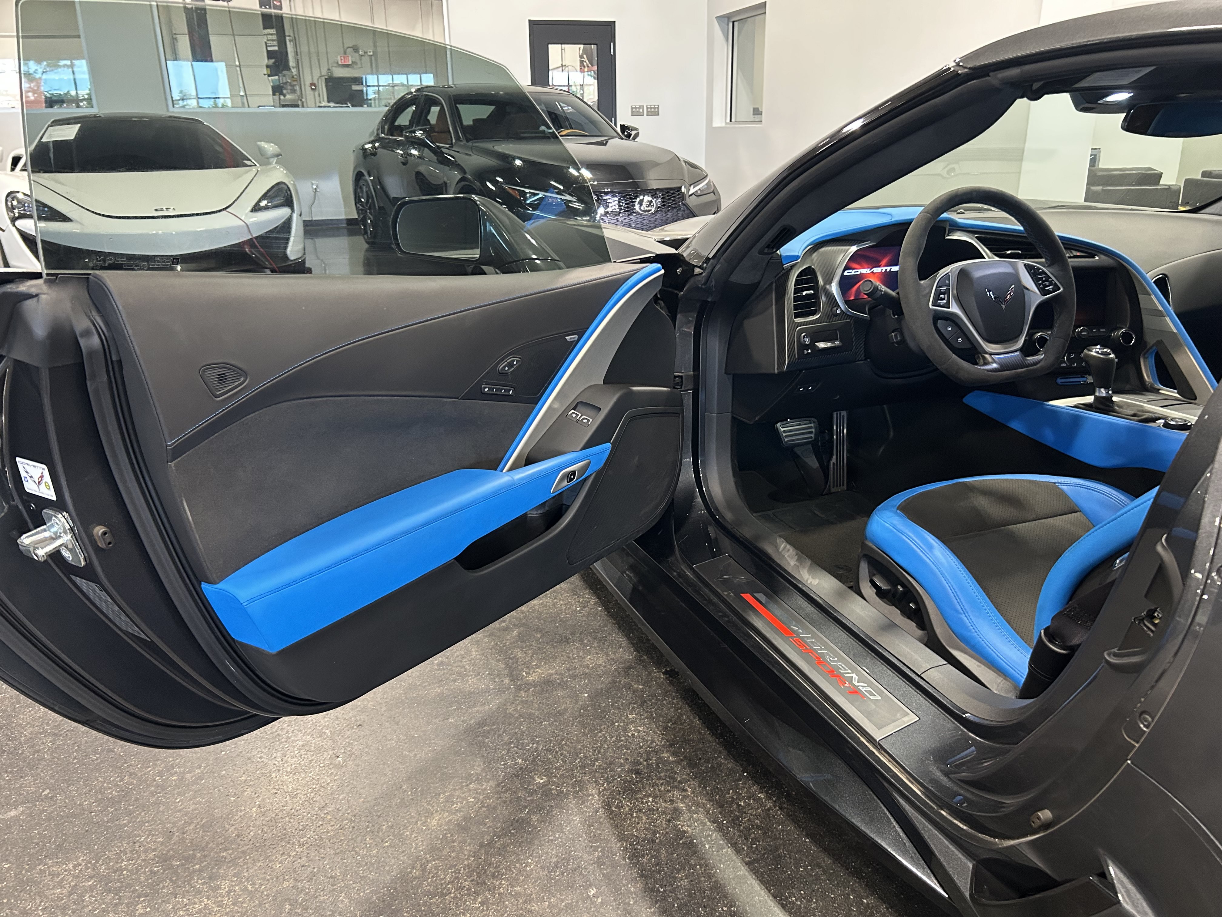 Used 2017 Chevrolet Corvette Grand Sport RWD image 9