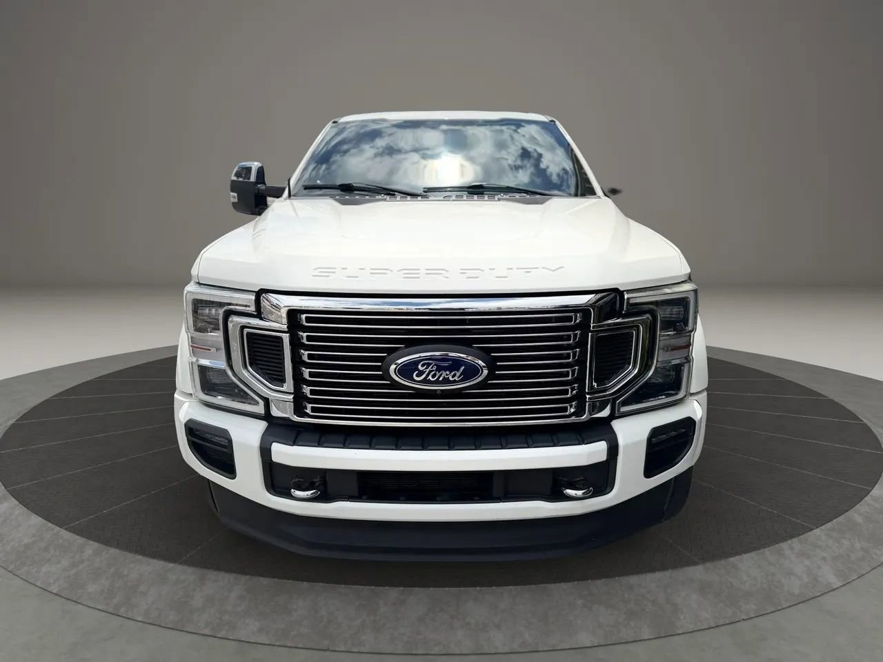 Used 2022 Ford F450 Platinum w/ FX4 Off-Road Package AWD/4WD image 6
