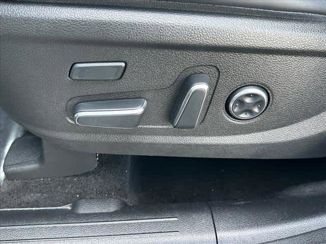 Used 2023 Hyundai Santa Fe Calligraphy FWD image 17