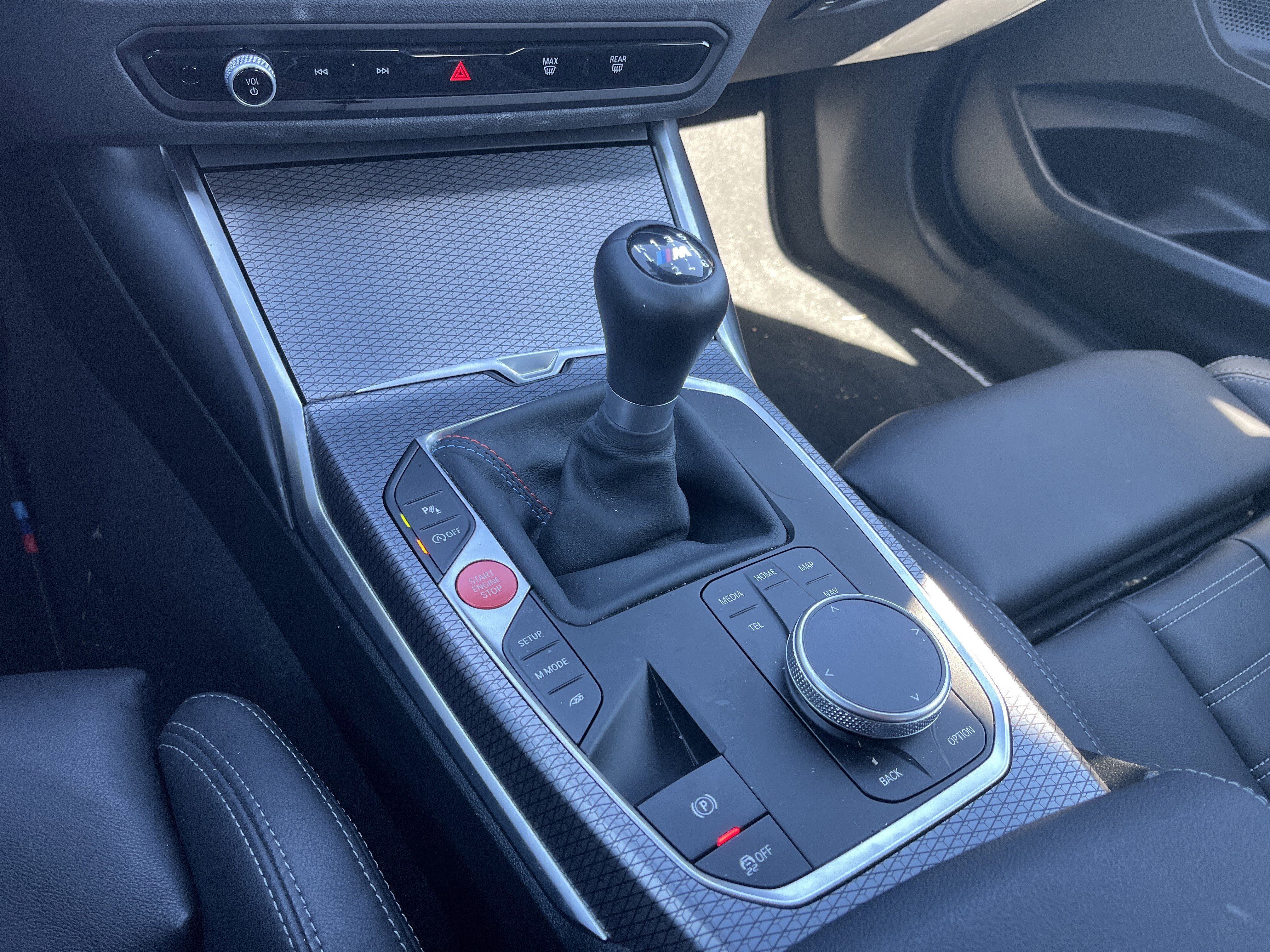 Used 2025 BMW M2 w/ Lighting Package image 12