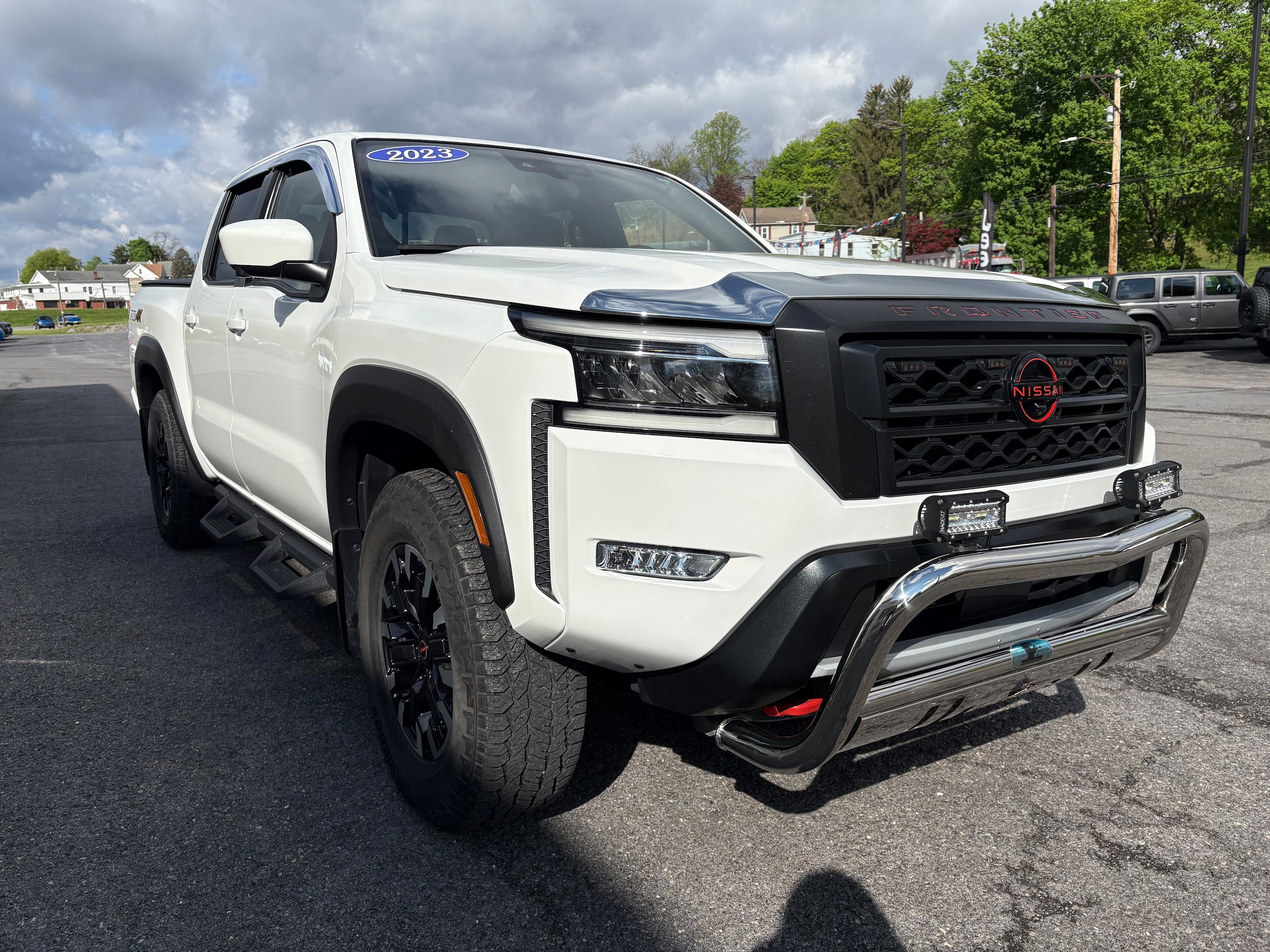 Used 2023 Nissan Frontier PRO-4X w/ Pro Convenience Package AWD/4WD image 5