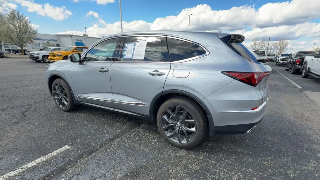 Used 2023 Acura MDX SH-AWD w/ Technology Package image 6
