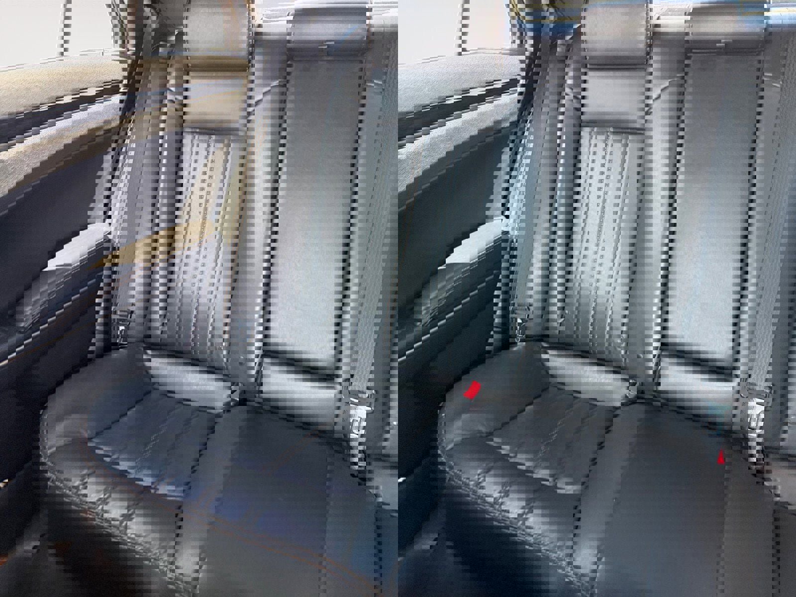 Used 2018 Chrysler 300 S w/ 300S Alloy Package image 13