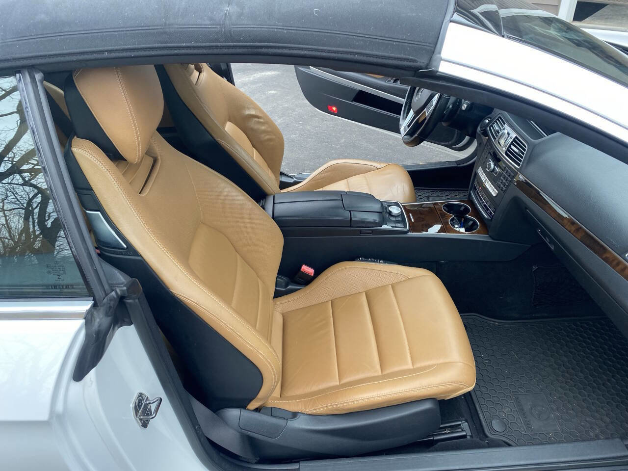 Used 2014 Mercedes-Benz E 550 Cabriolet image 9