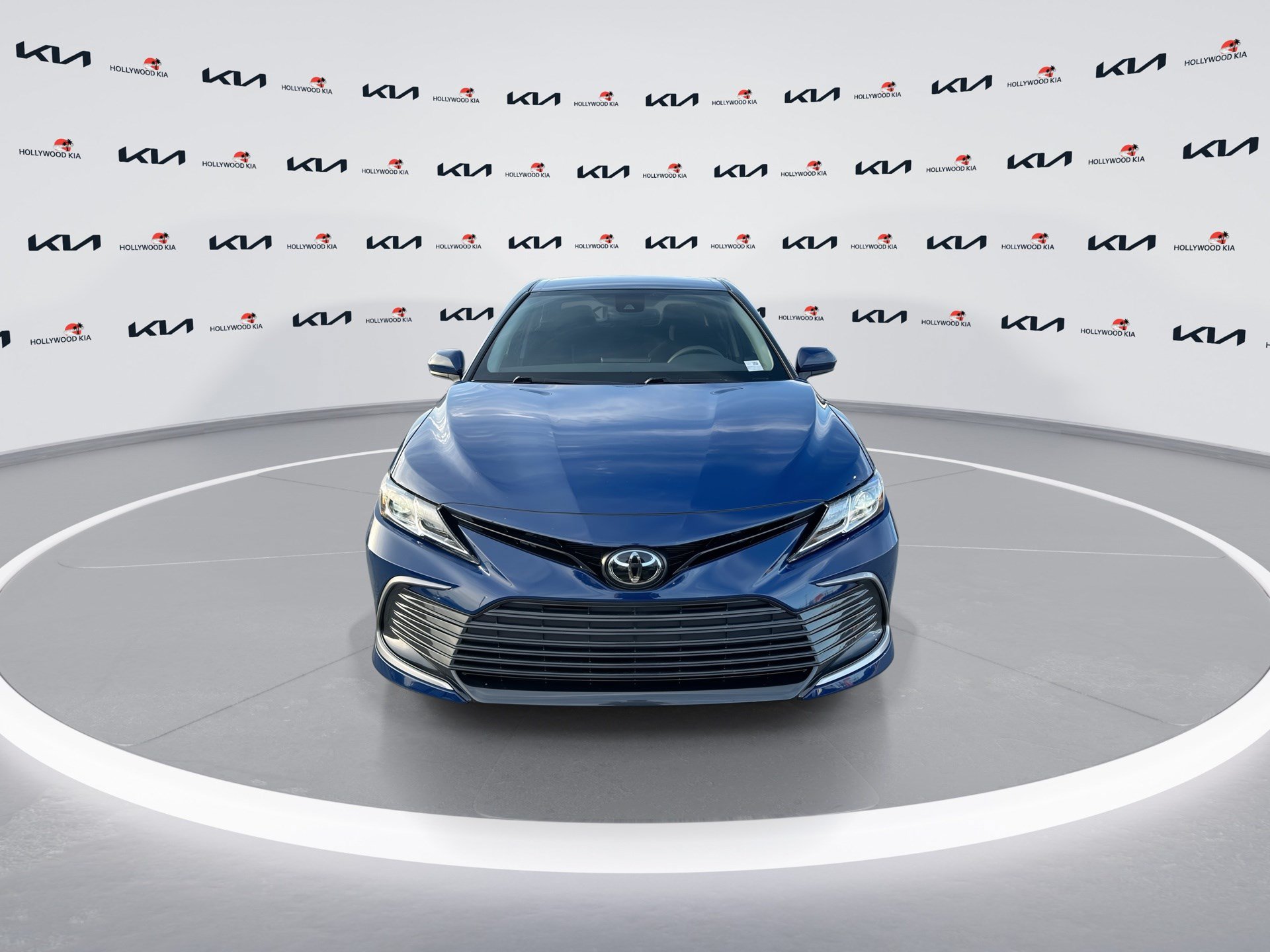 Used 2024 Toyota Camry LE FWD image 3