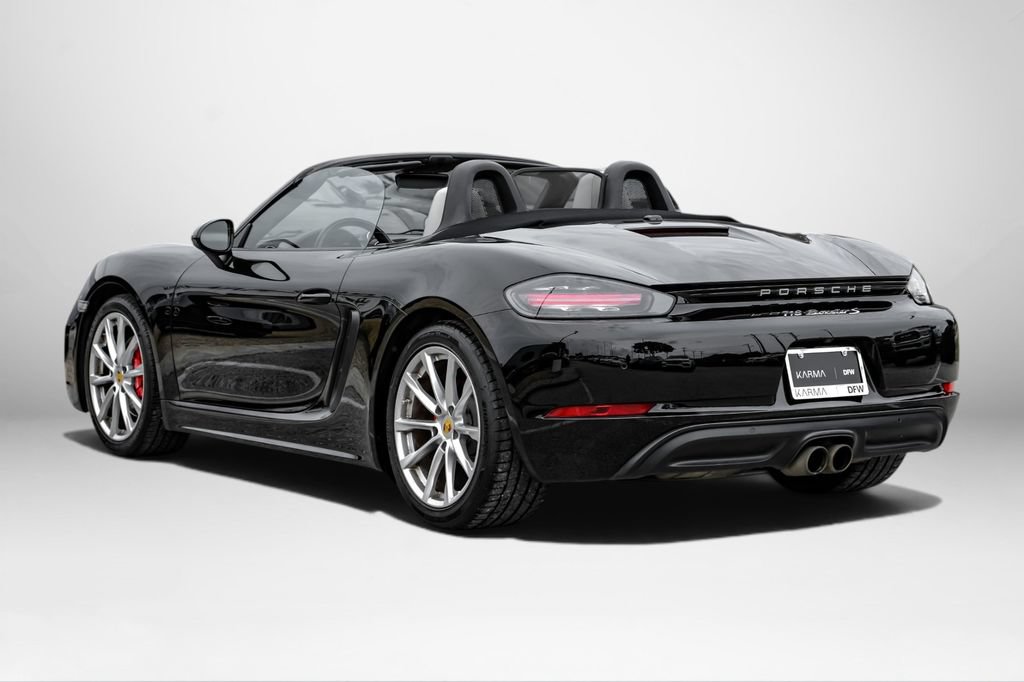 Used 2018 Porsche 718 Boxster S RWD image 13