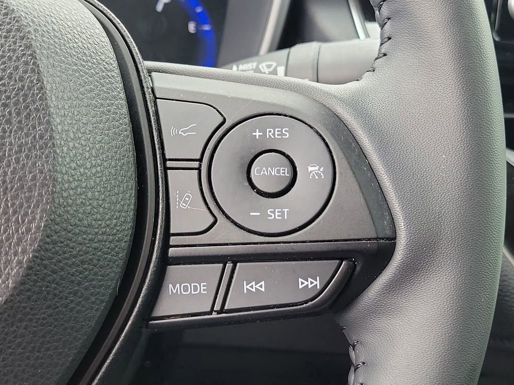 Certified 2022 Toyota Corolla LE image 27