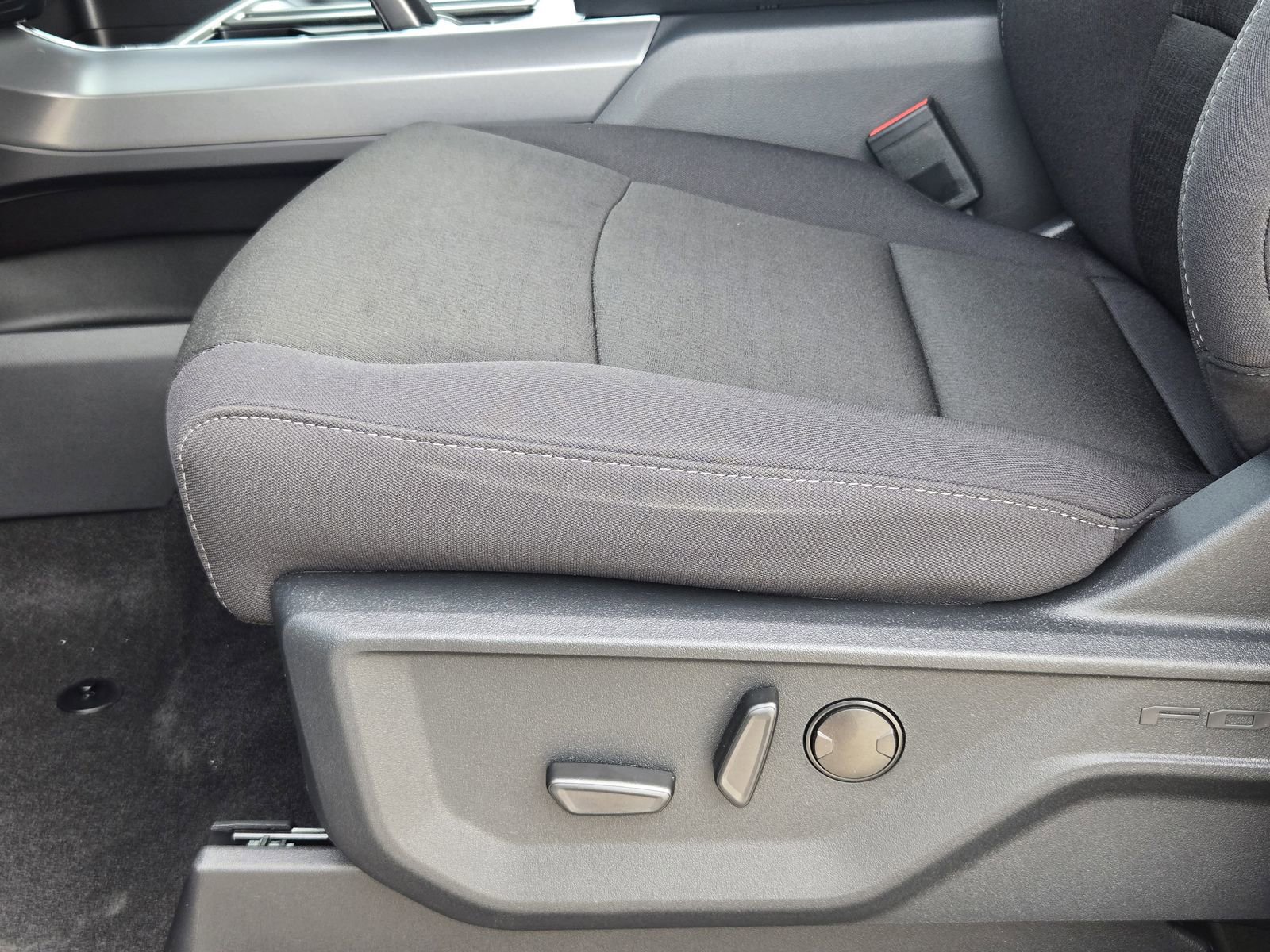 New 2026 Ford F150 XLT image 24