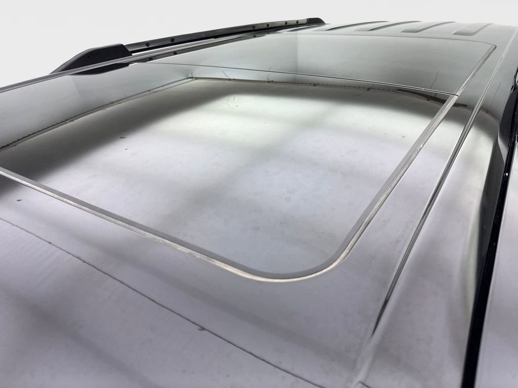 Used 2024 Ford Expedition Limited image 24