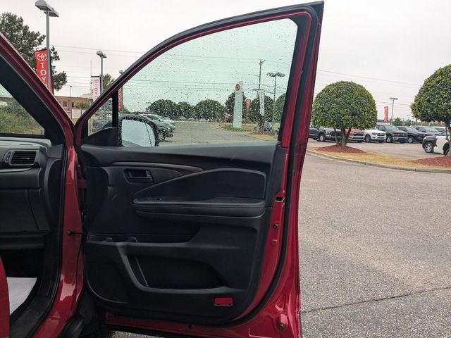 Used 2025 Honda Passport EX-L image 32