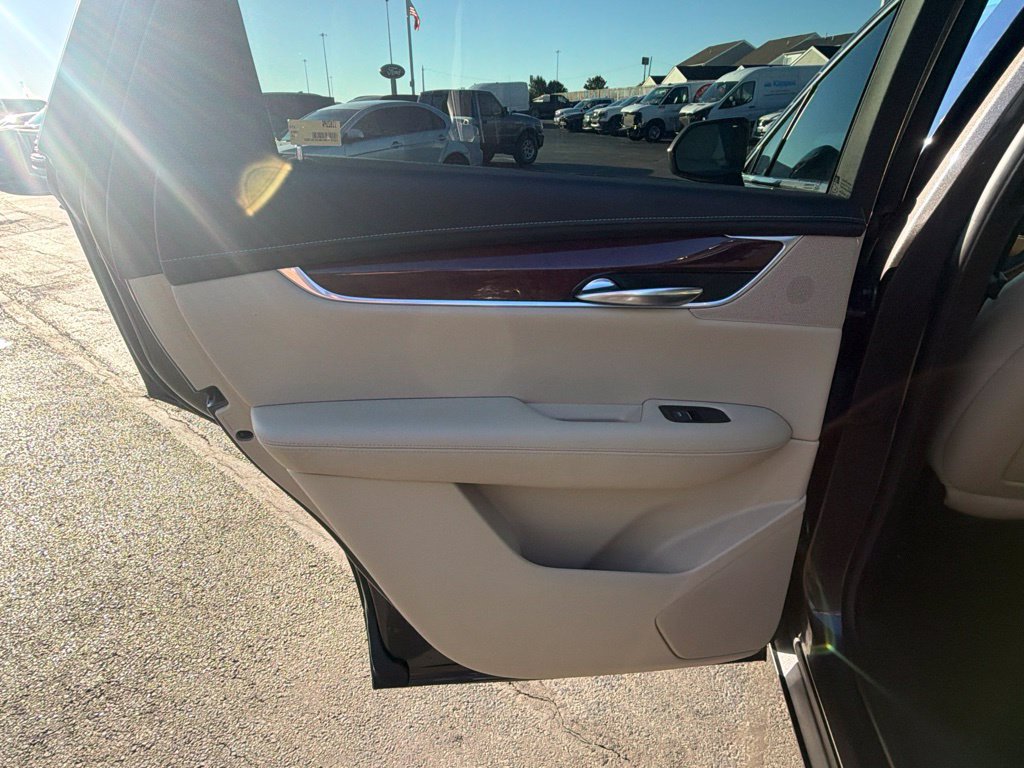 Used 2019 Cadillac XT5 Luxury AWD/4WD image 27