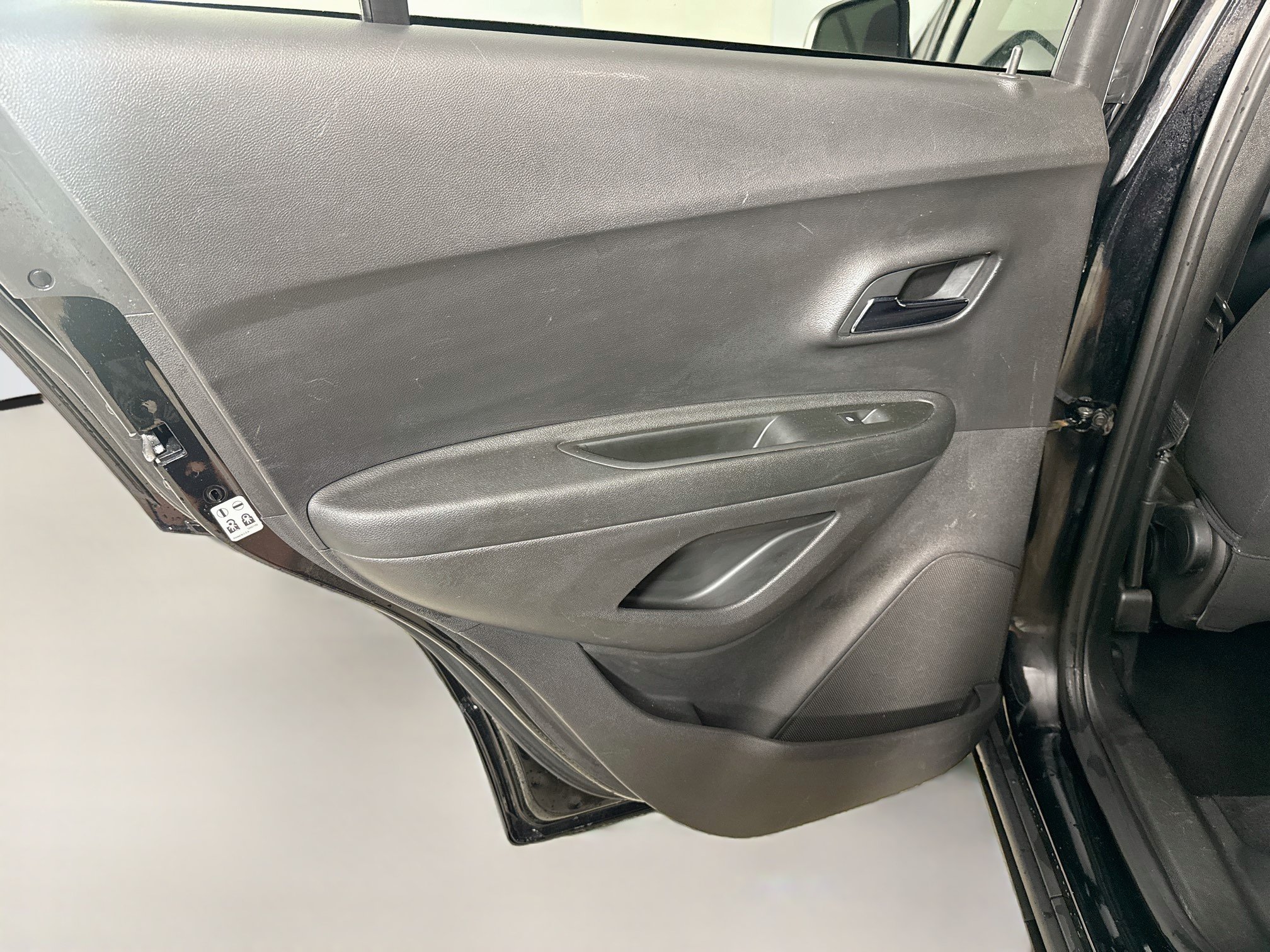 Used 2020 Chevrolet Trax LT FWD image 25