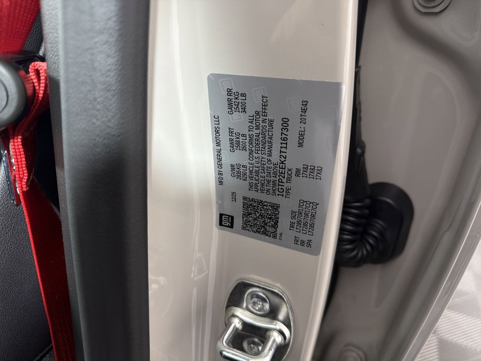 New 2026 GMC Canyon AT4X image 30