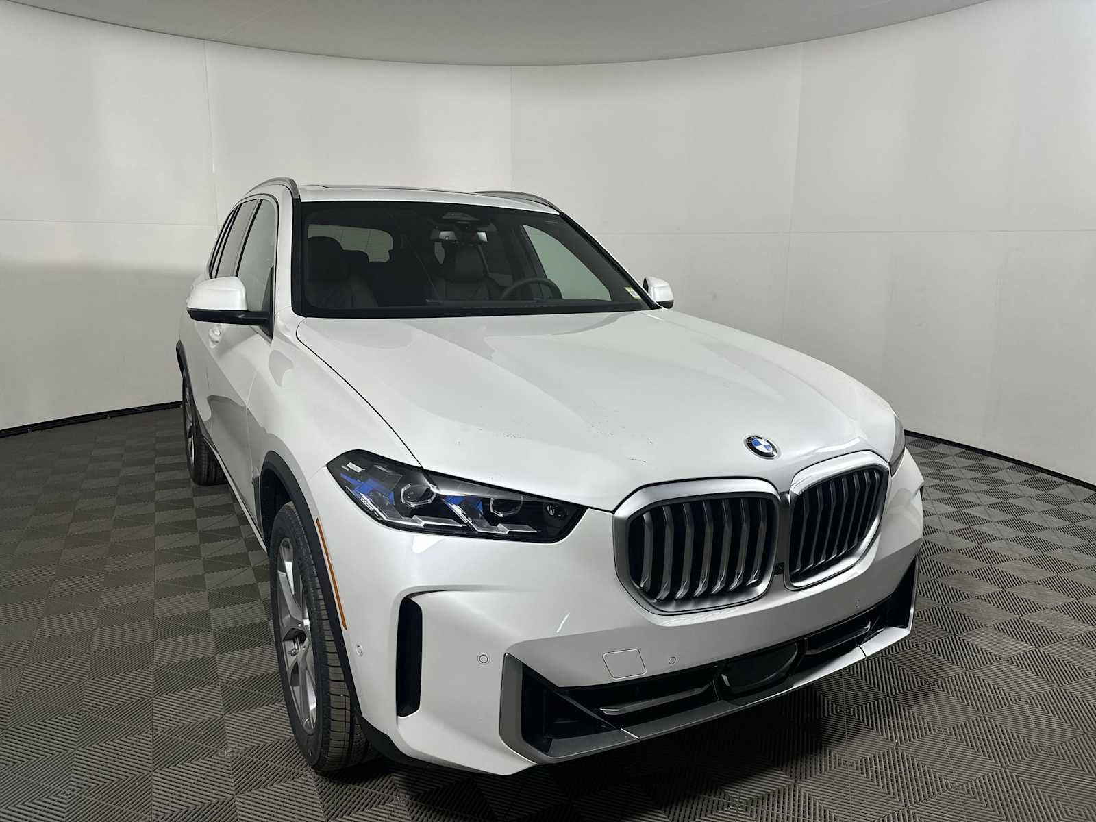 New 2026 BMW X5 xDrive40i image 6