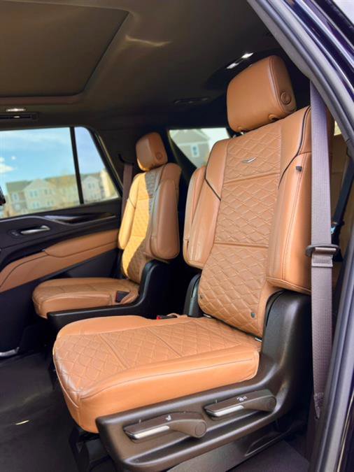 Used 2021 Cadillac Escalade Sport w/ Driver Assist Tech Package image 18