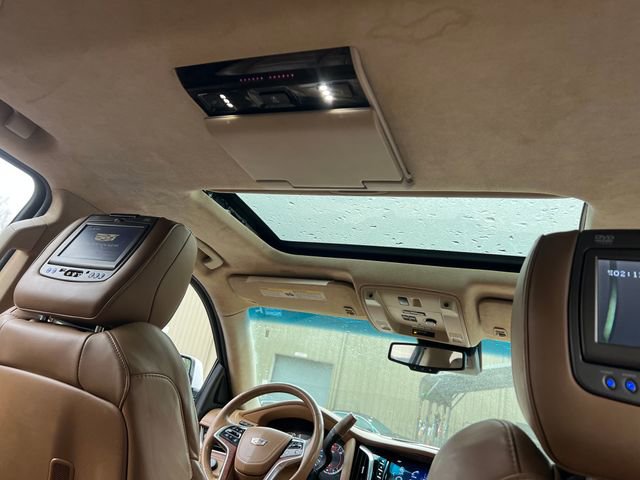 Used 2016 Cadillac Escalade ESV Platinum image 34