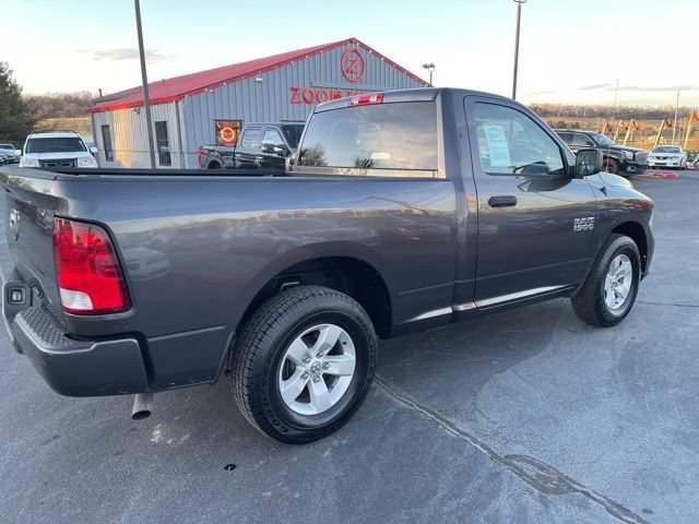 Used 2016 RAM 1500 Express RWD image 8