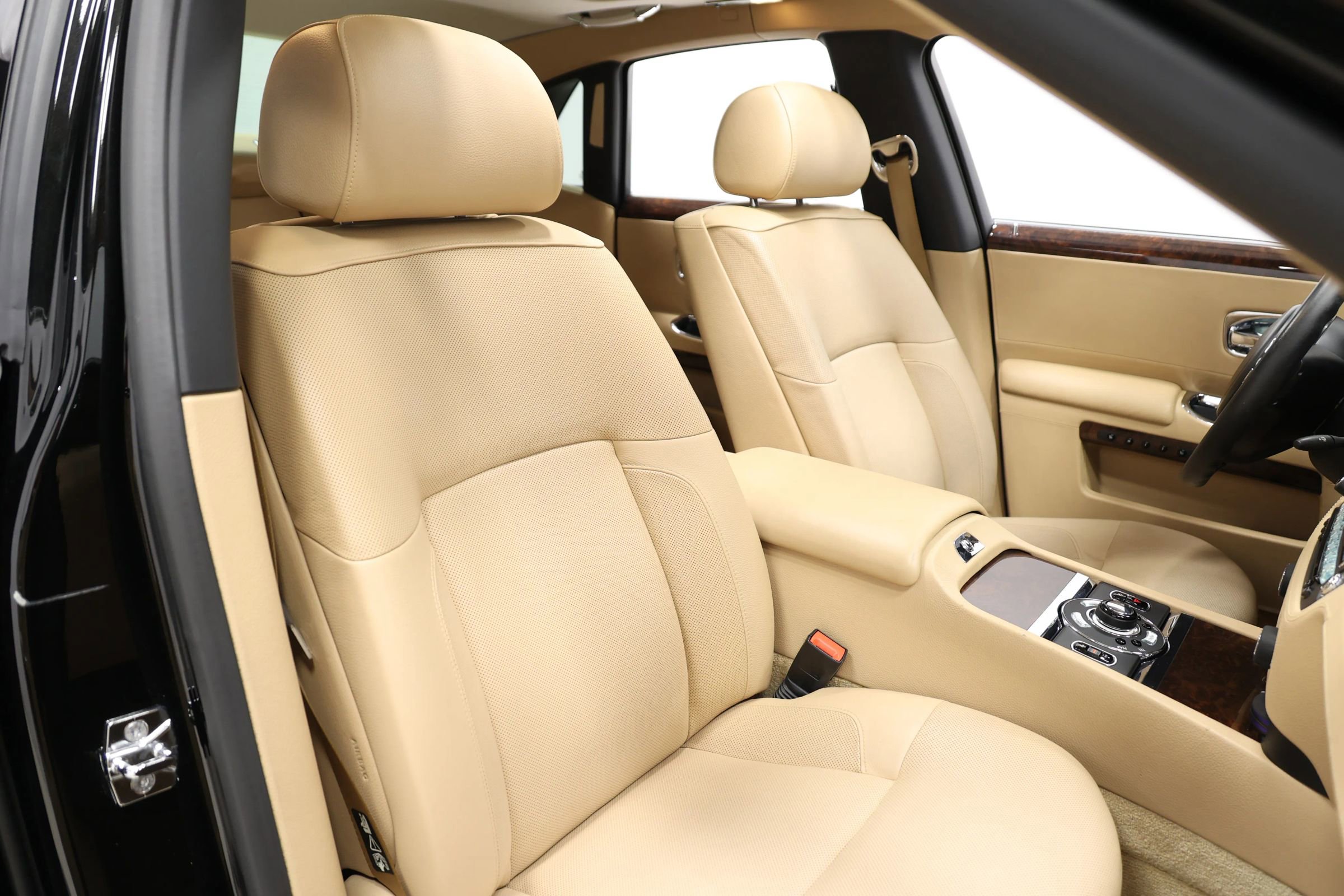 Used 2011 Rolls-Royce Ghost Sedan 4D image 84