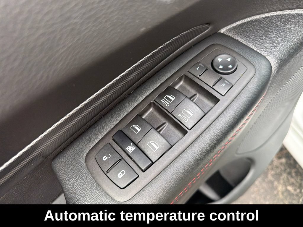 Used 2026 Dodge Durango GT AWD/4WD image 14