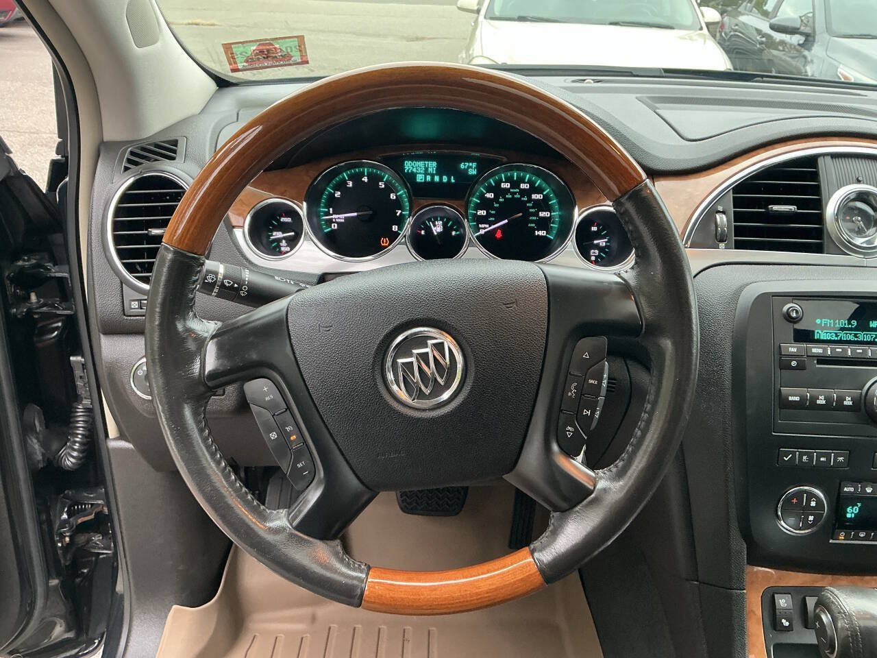 Used 2010 Buick Enclave CXL AWD/4WD image 19
