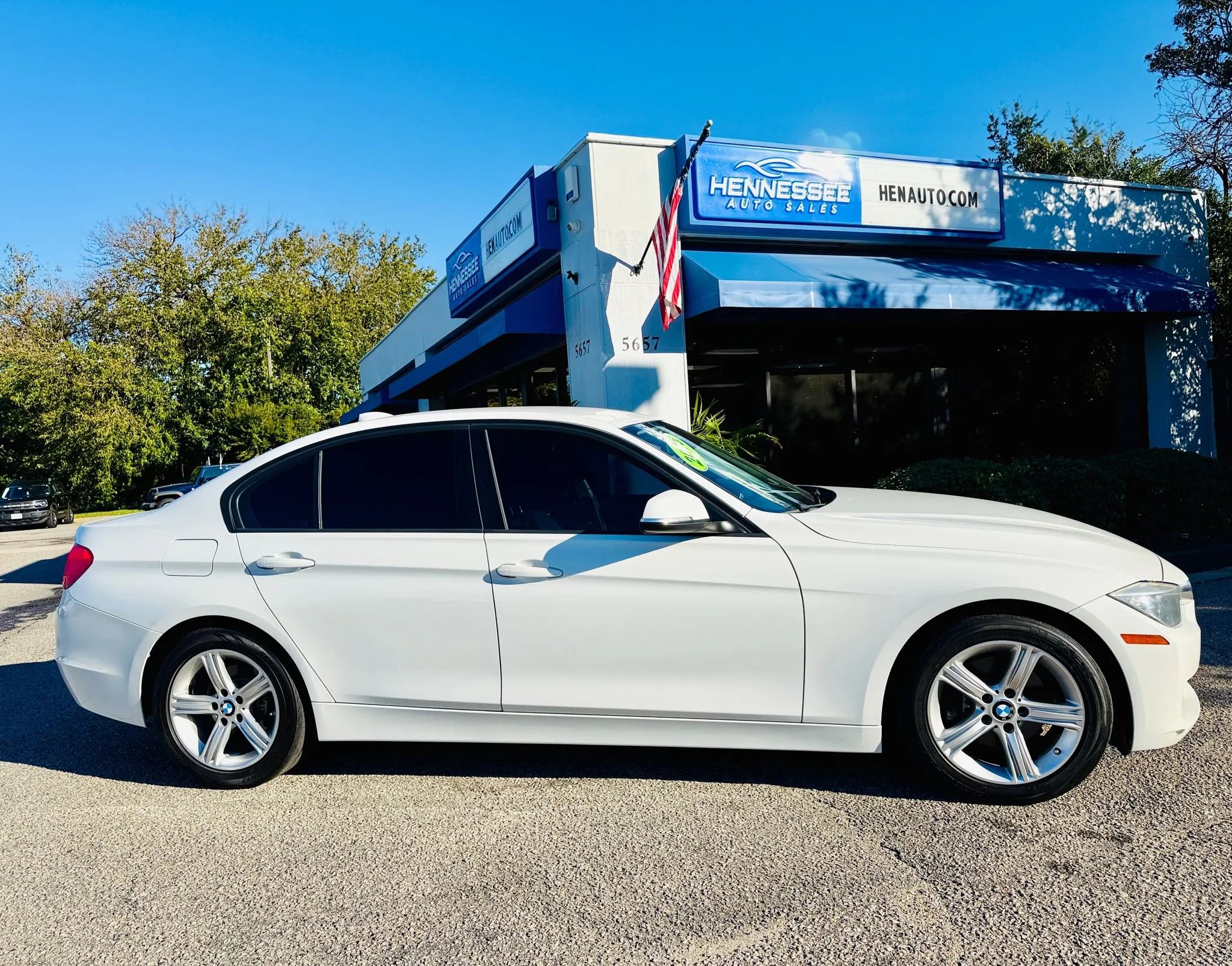 Used 2015 BMW 320i Sedan image 7