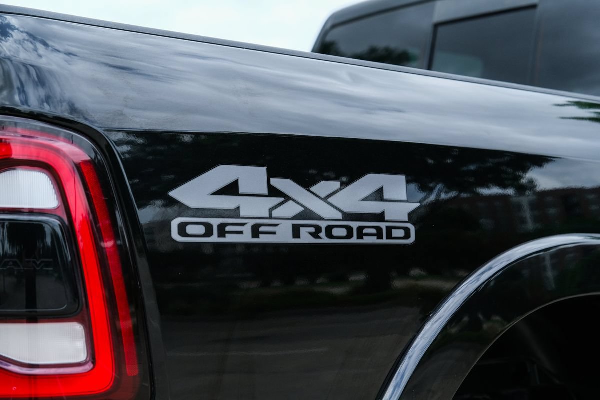 Used 2019 RAM 2500 Laramie AWD/4WD image 30