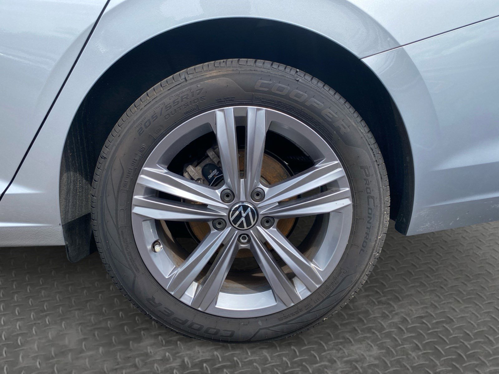 Used 2022 Volkswagen Jetta SE FWD image 19