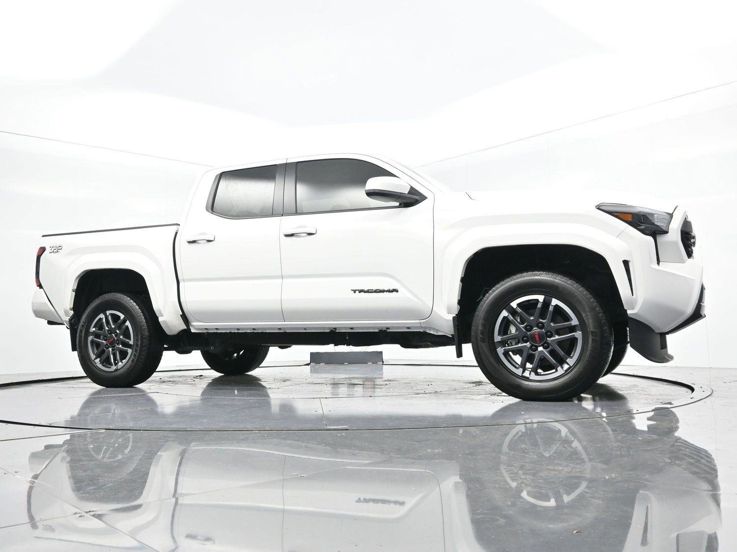 Used 2024 Toyota Tacoma TRD Sport image 42
