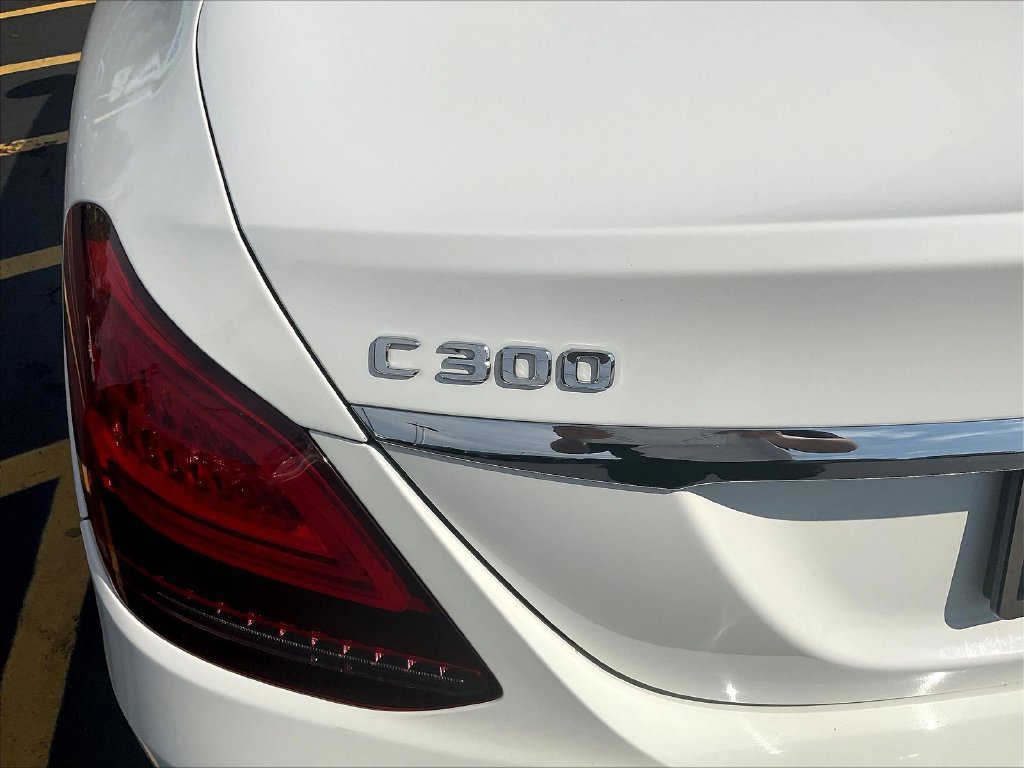 Used 2019 Mercedes-Benz C 300 Sedan image 24