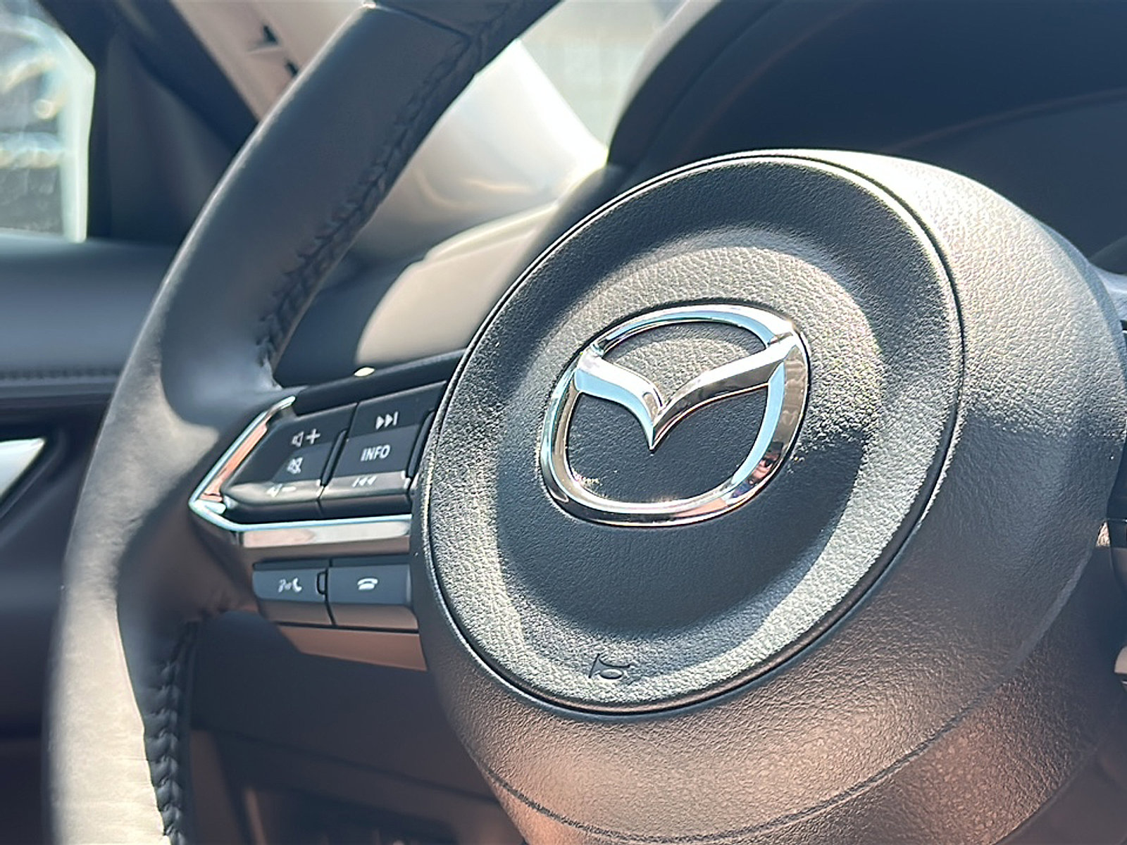 New 2025 MAZDA CX-5 AWD 2.5 S w/ Premium Plus Pkg image 20