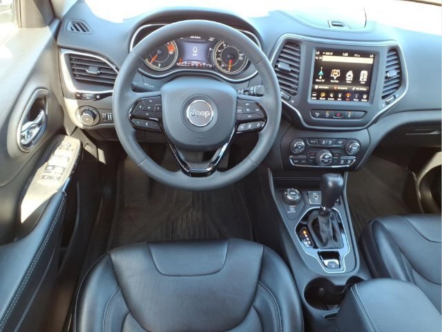 Used 2023 Jeep Cherokee Altitude Lux AWD/4WD image 17