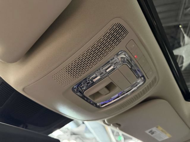 Certified 2025 Mercedes-Benz GLE 350 4MATIC image 40