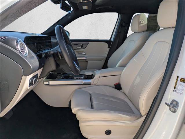 Used 2023 Mercedes-Benz GLB 250 image 17
