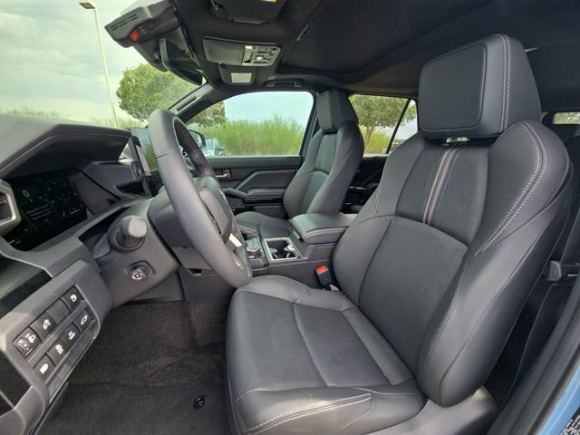 Used 2025 Toyota 4Runner Limited image 15